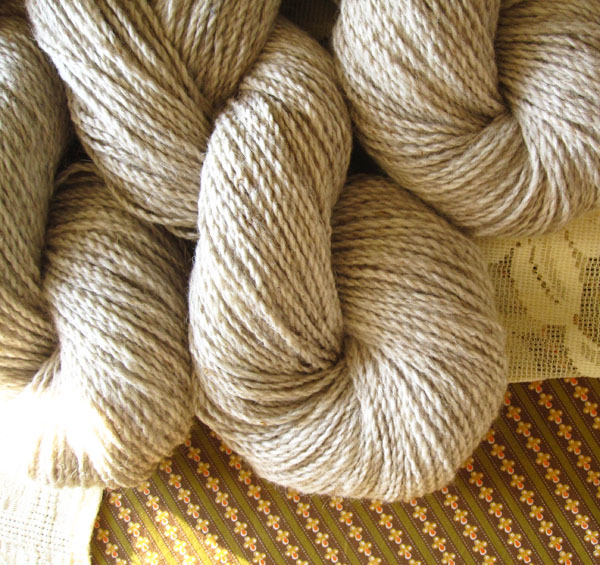 Cottontail - 35/65 blend Cottontail - 35/65 blend